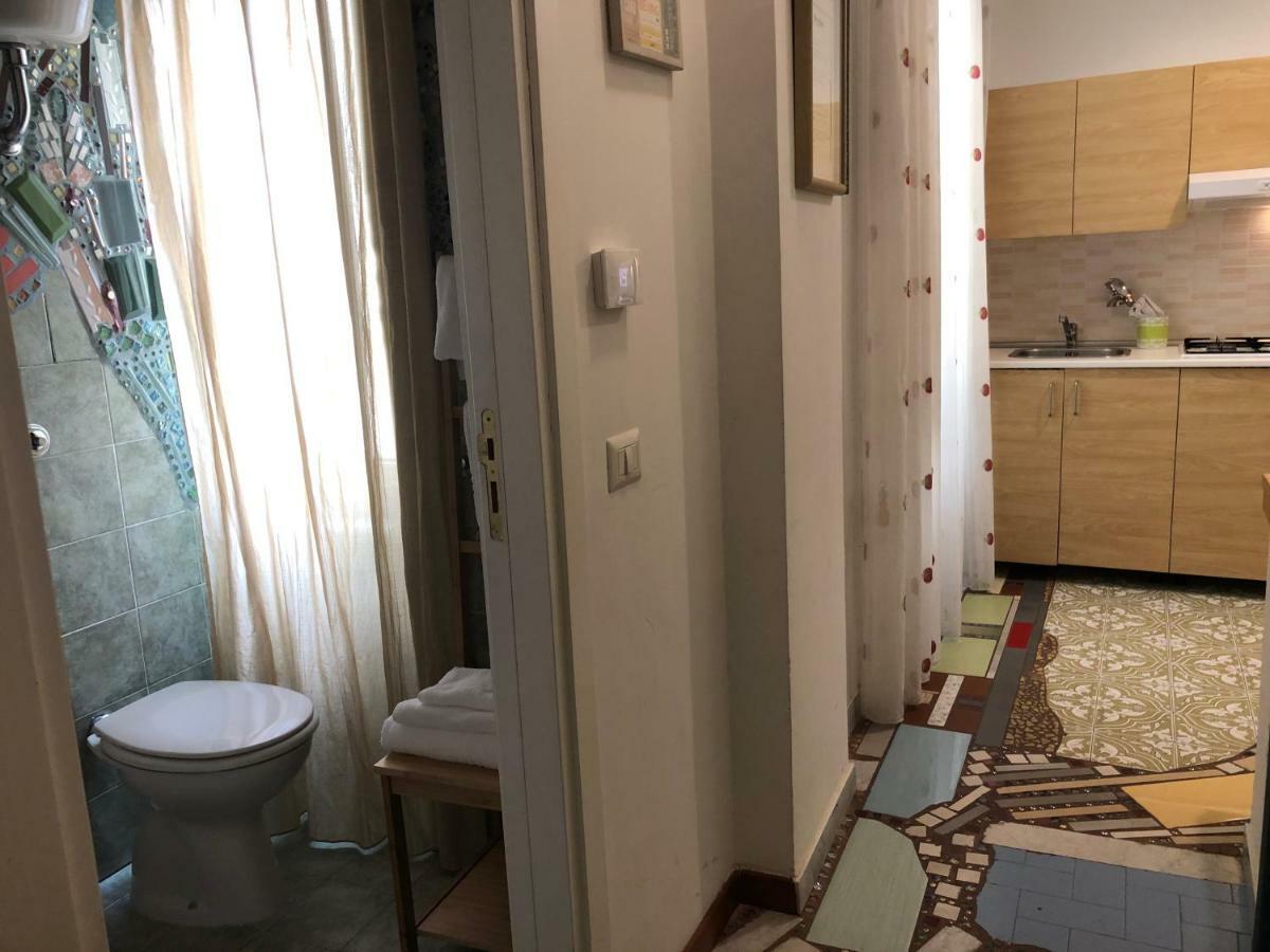 Casa Di Erminia Acomodação com café da manhã Nápoles Exterior foto